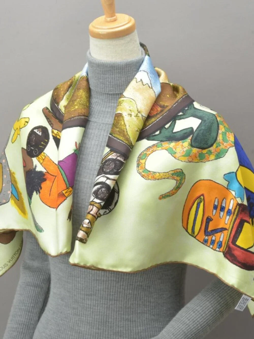 Louis Vuitton William Wilson Scarf 85 Silk with Green - Picture 10 of 10